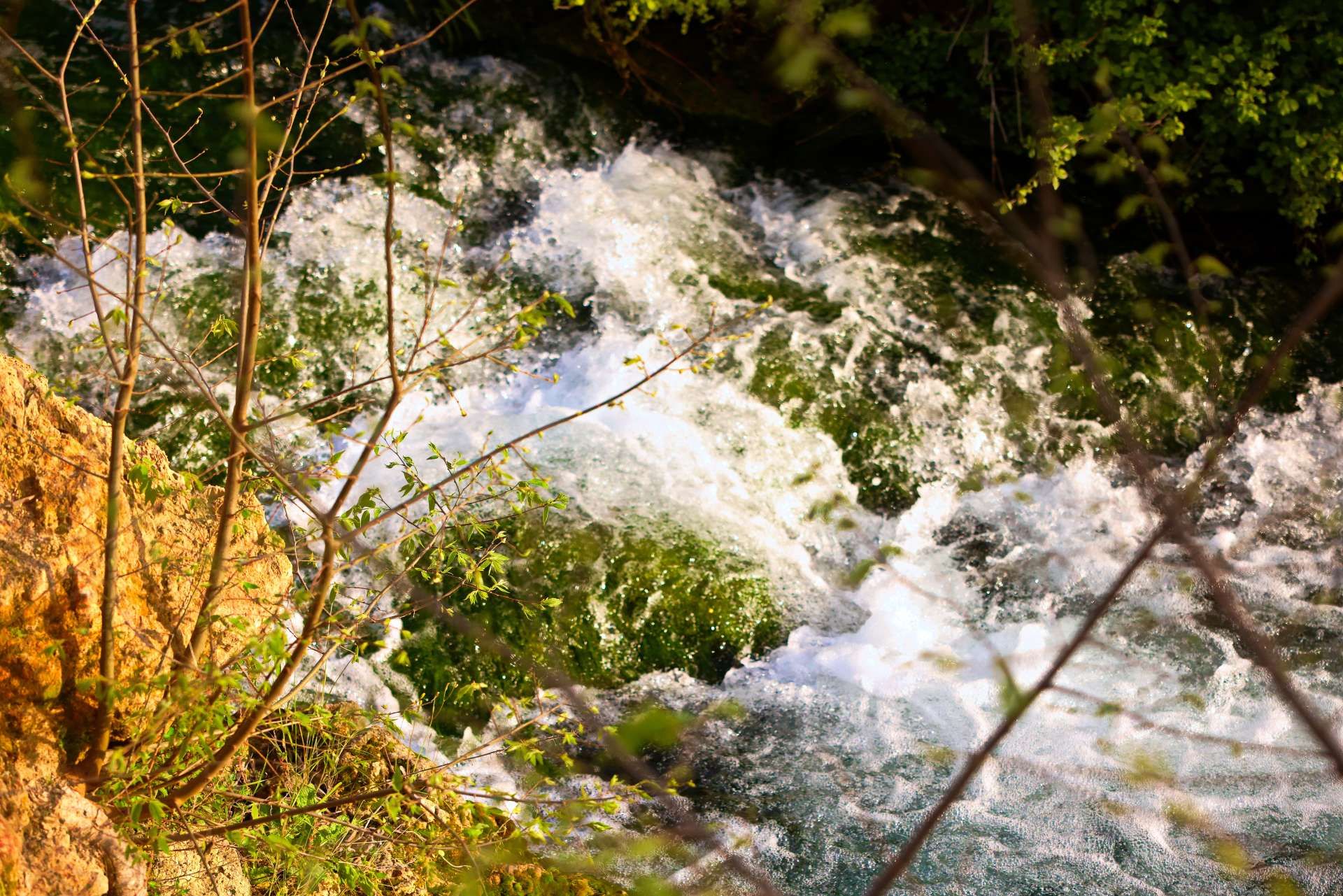 Izvor vode Pećina